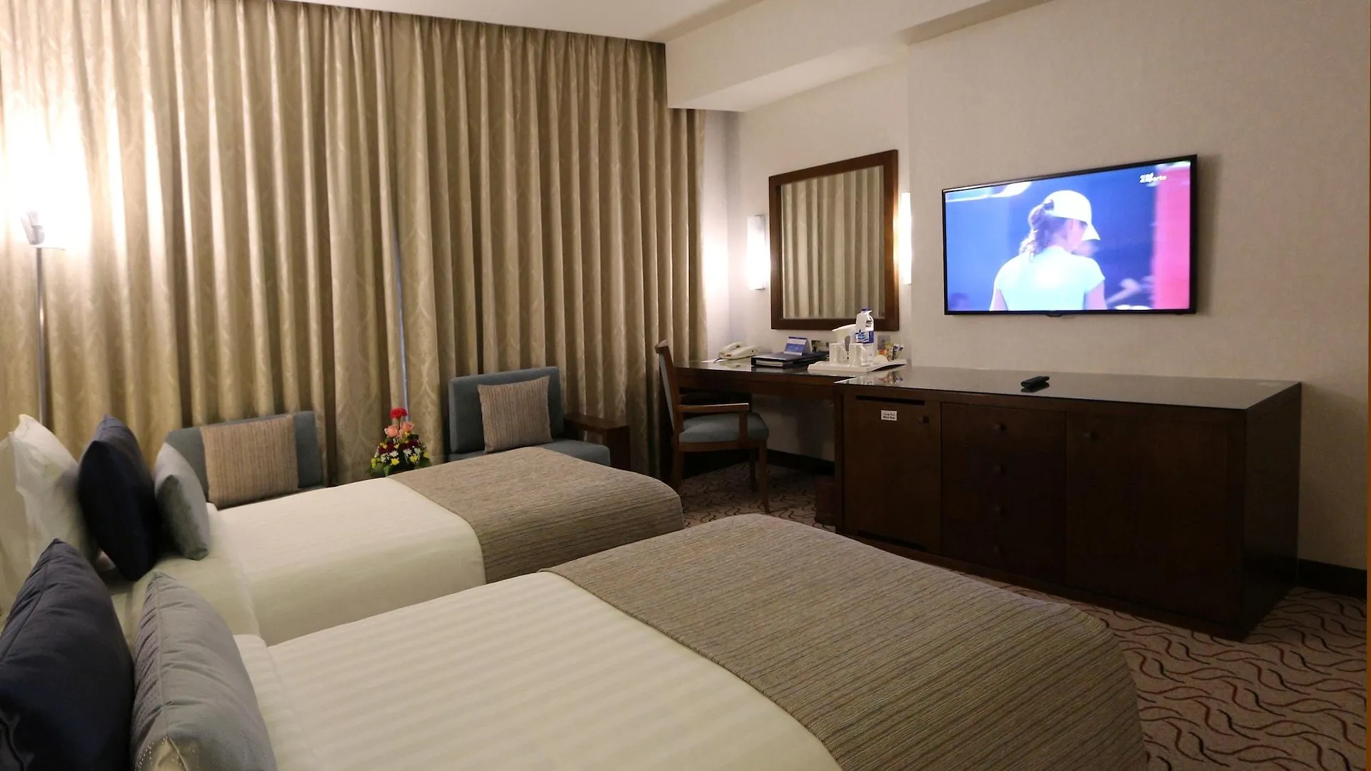 ****  Samaya Hotel Deira Dubai United Arab Emirates